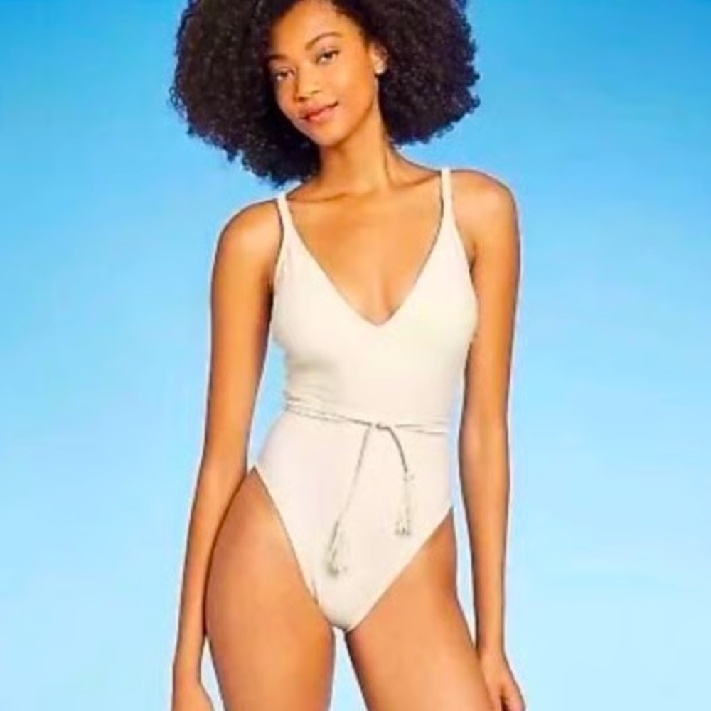 Shade & Shore Cream One Piece Swimsuit - Picture 1 of 12